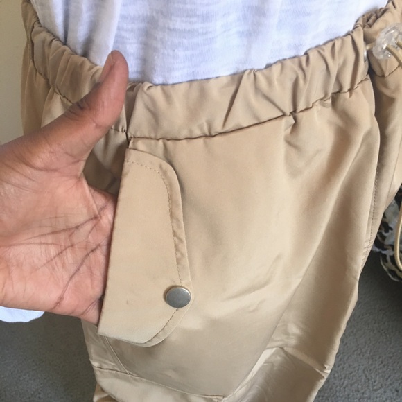 Adorable Dolls Kill Emory Park khaki colored cargo skirt w/back split - Picture 8 of 16